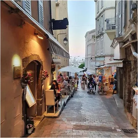 Appartement Rénové Marche Forville Cannes