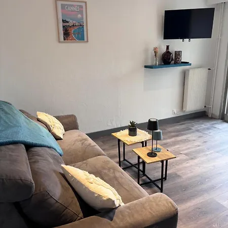 Renove Marche Forville Cannes