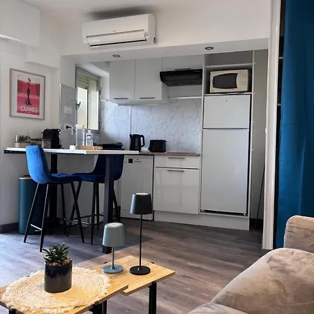 Renove Marche Forville Apartman